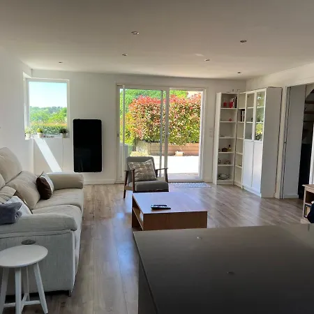 Maison Lumineuse Et Calme Avec Jardin A Ciboure, Proche Des Commerces Et Plages - Fr-1-239-975 * Ciboure
